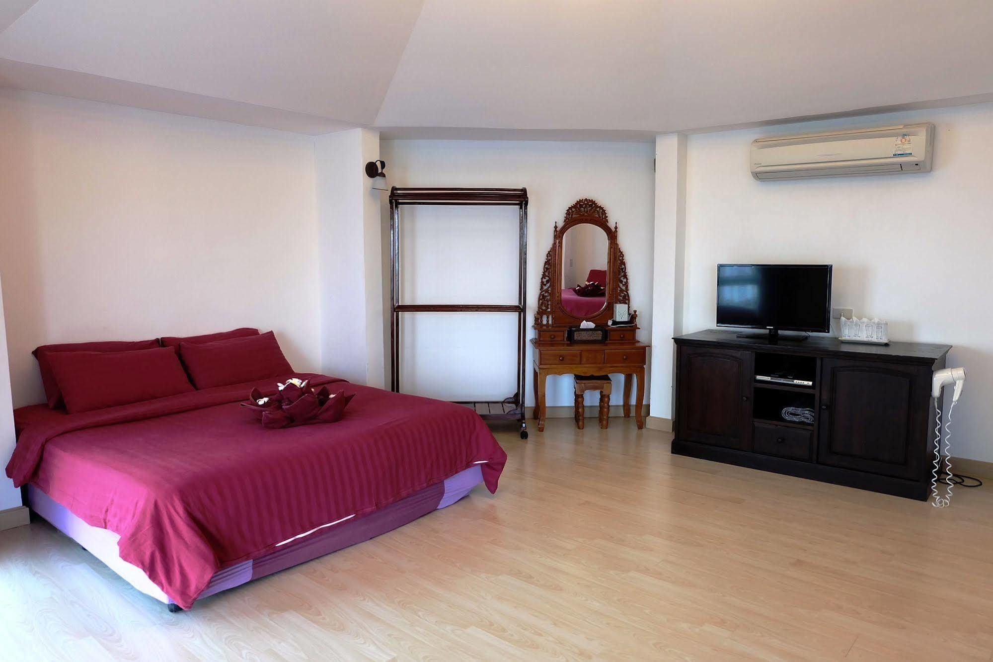 Nimmanoradee Resort - Sha Plus Certified Koh Samet Exterior photo
